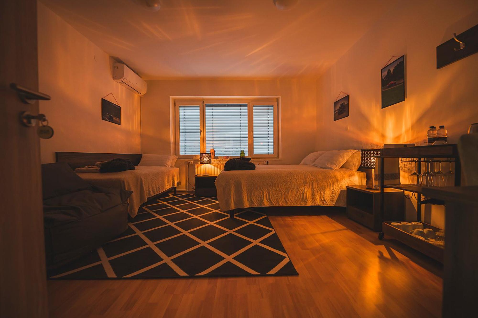 Do Avta Rooms Ljubljana Ngoại thất bức ảnh