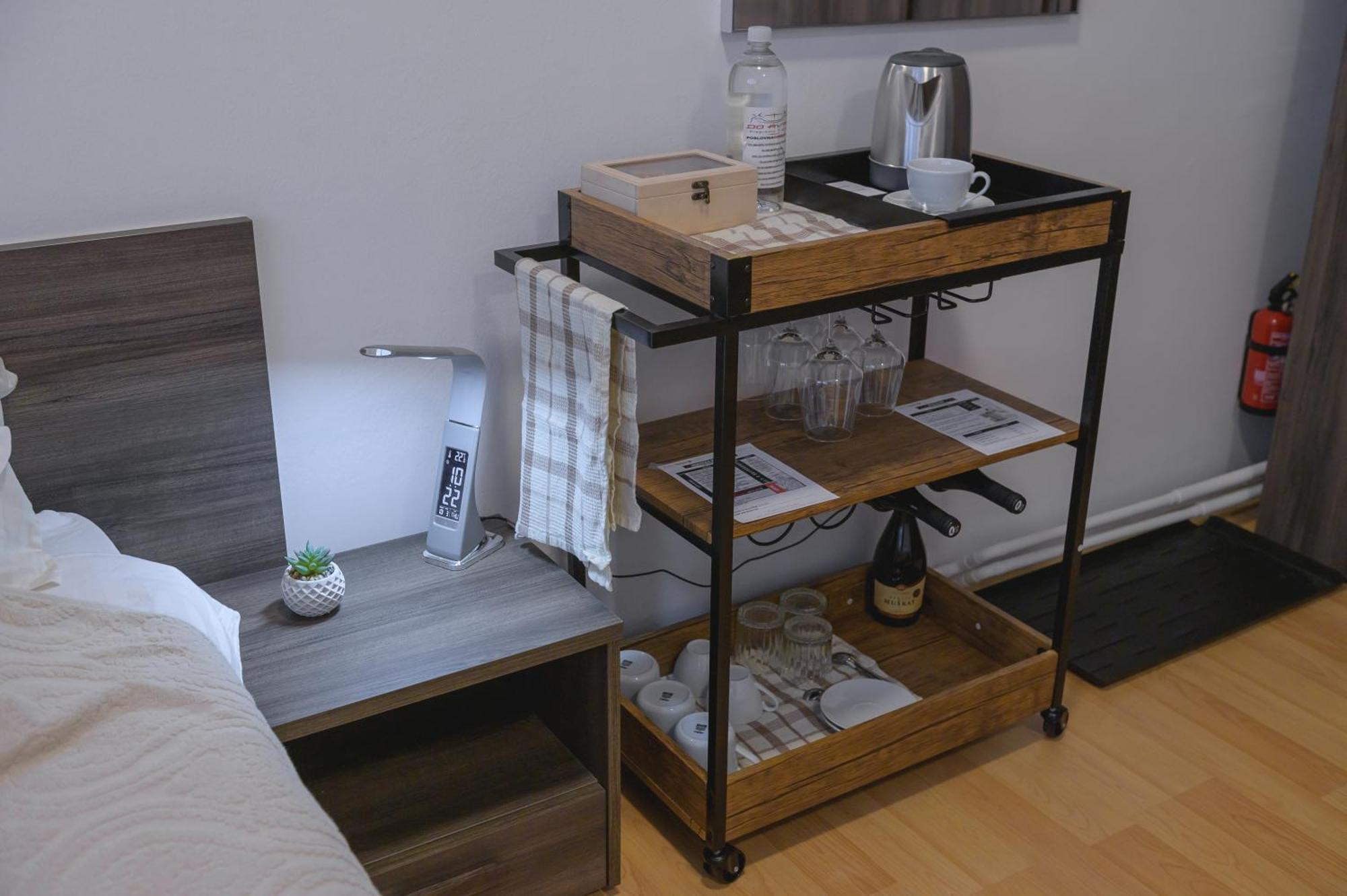 Do Avta Rooms Ljubljana Ngoại thất bức ảnh