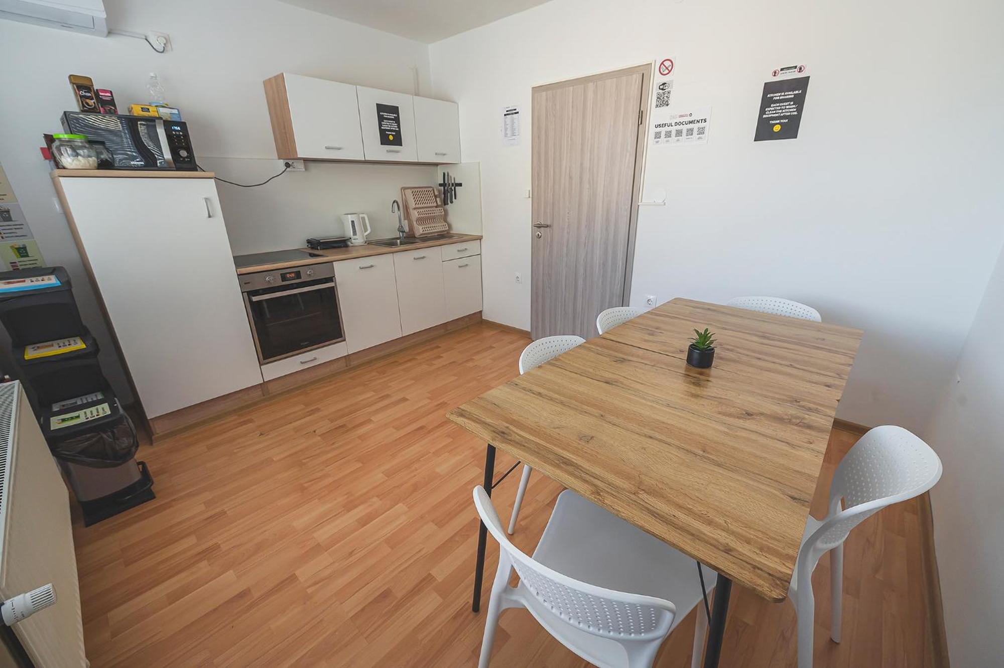 Do Avta Rooms Ljubljana Ngoại thất bức ảnh